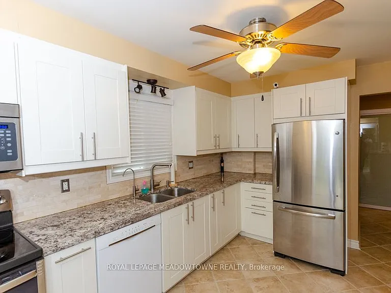 510 Beaver Ct — Photo 13