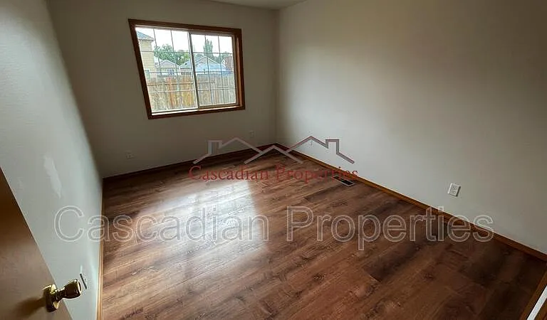 508 NW Blair St — Photo 10