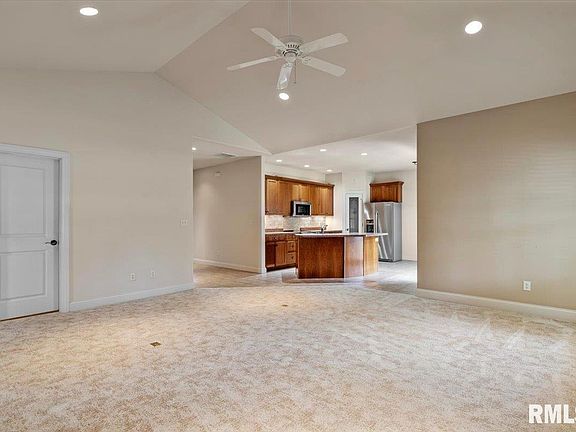 5th image of 2400 Aaron Ct