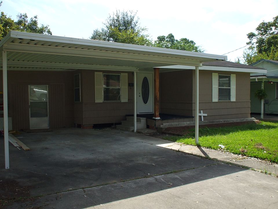 1st image of 2211 Avenue D