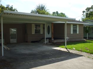 2211 Avenue D, Nederland, TX 77627
