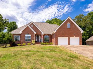 10824 Daffodil Cir, Soddy Daisy, TN 37379