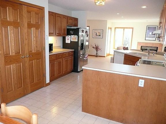 3rd image of 14 Peregrine Pl