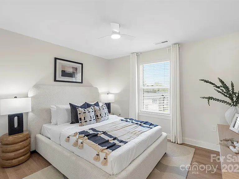 1104 Wonder Way — Photo 10