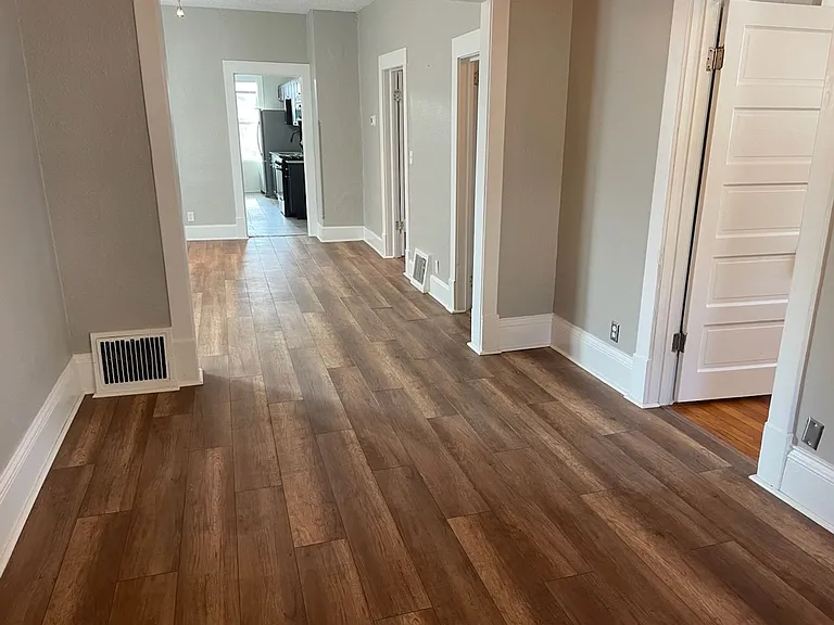1648 Bush Avenue — Photo 8
