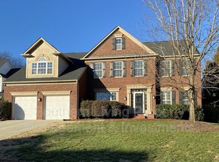 605 Queenswater Ln, Waxhaw, NC 28173