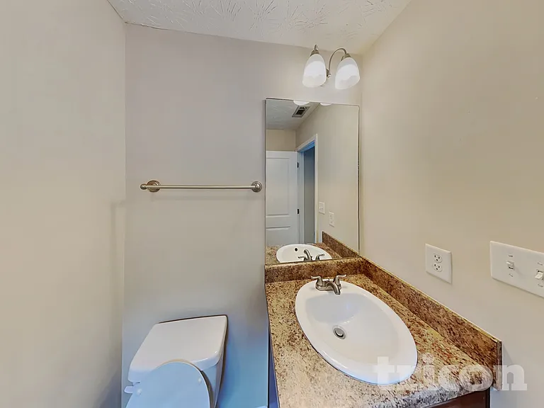 1024 Weatherwood Pl — Photo 11