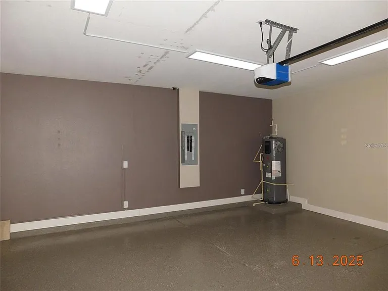 3199 Turret Dr — Photo 50