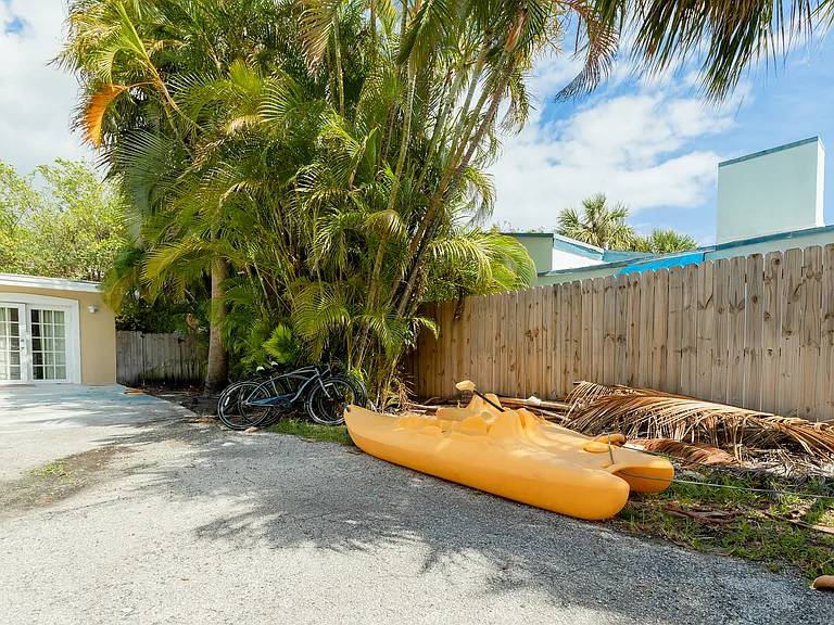 3205 Canal Dr — Photo 38