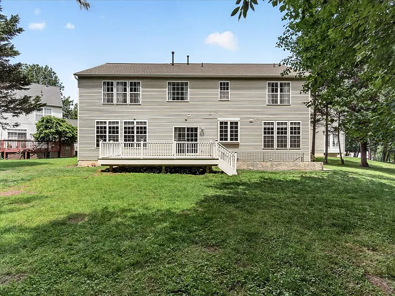9938 Timberknoll Ln — Photo 23