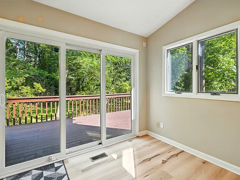 4002 Westfield Dr — Photo 25