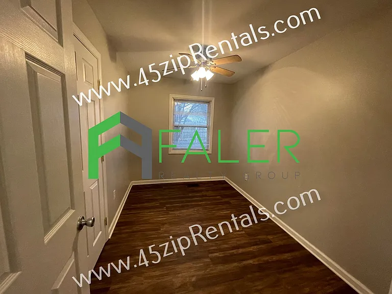 1244 Frost Cir — Photo 6