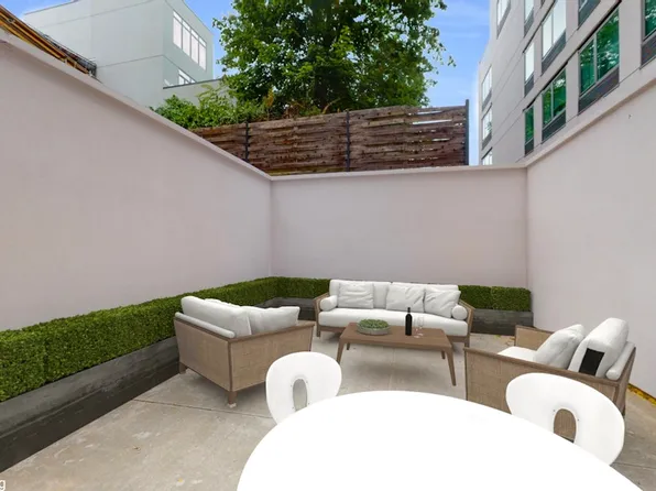 180 Franklin Ave, Brooklyn, NY