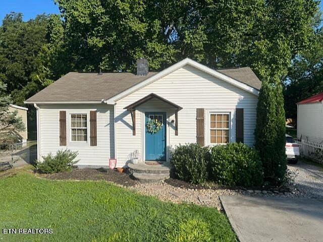 1st image of 2507 E Clark Ave