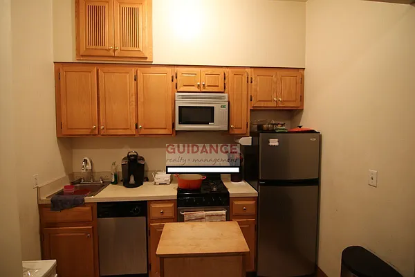 Rented by Guidance Realty Corp. | media 33
