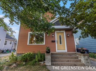 193 W 18th St, Holland, MI 49423