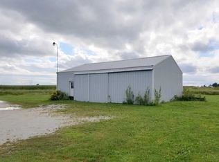 3622 E Tapawingo Rd, Mishicot, WI 54228