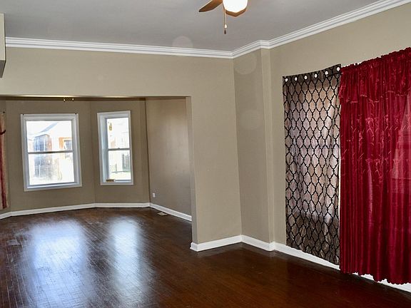 4th image of 5742 S Artesian Ave