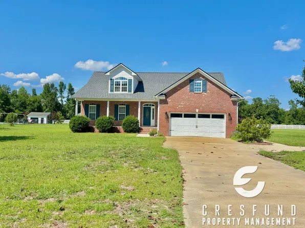1933 Teesdale Dr, Hope Mills, NC 28348