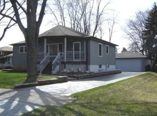 726 N Harvey Ave, Griffith, IN 46319
