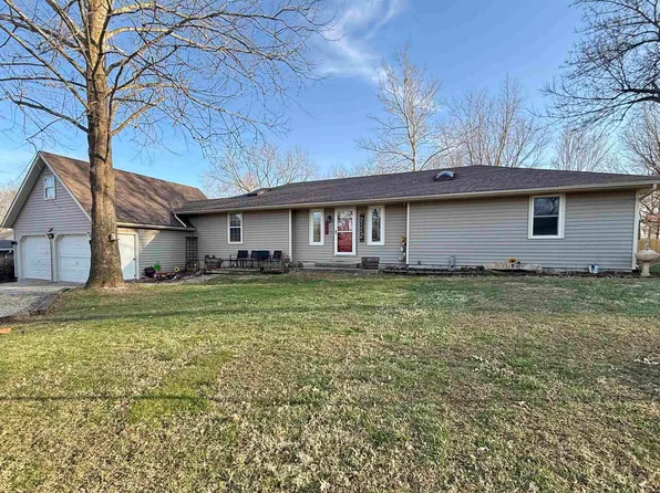 2770 Southgate Loop, Sedalia, MO 65301