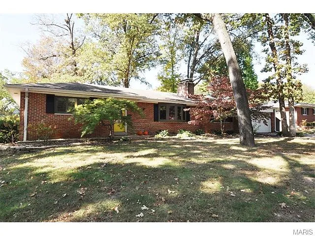 8619 Green Springs Dr photo 1