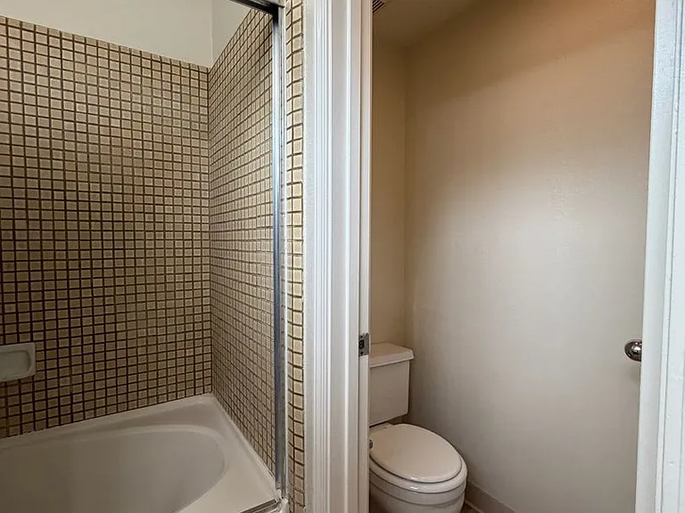 115 James River Rd — Photo 23