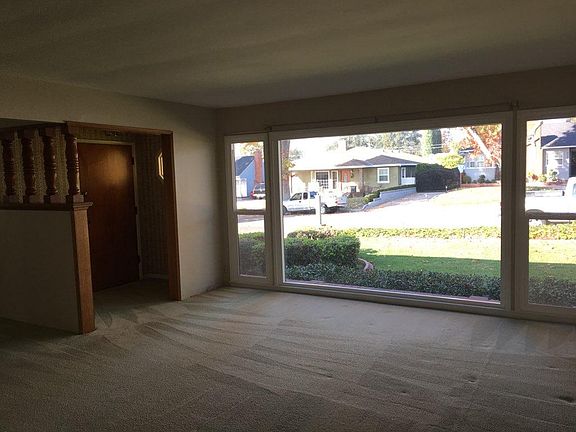 2nd image of 8148 Calmada Ave