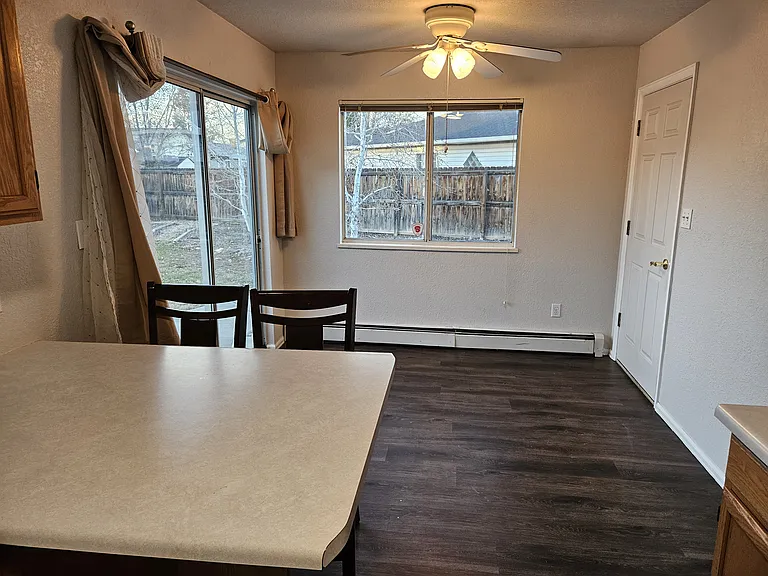 255 W Gloucester Cir — Photo 6