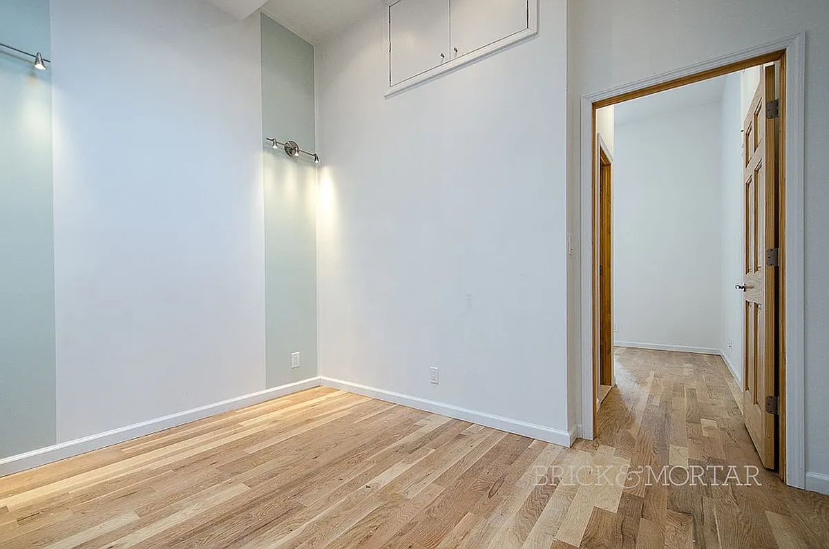 Building Photo - 234 Eckford St #2L