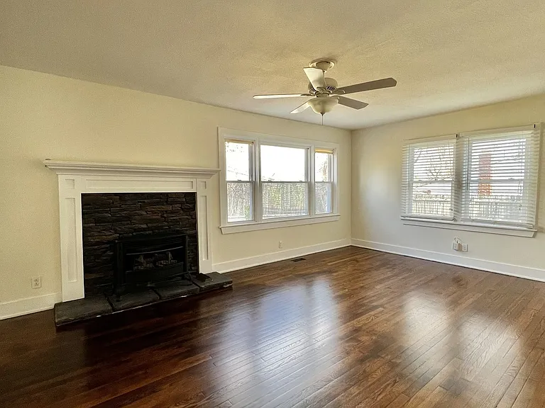 1510 Zinc Plant Rd — Photo 3