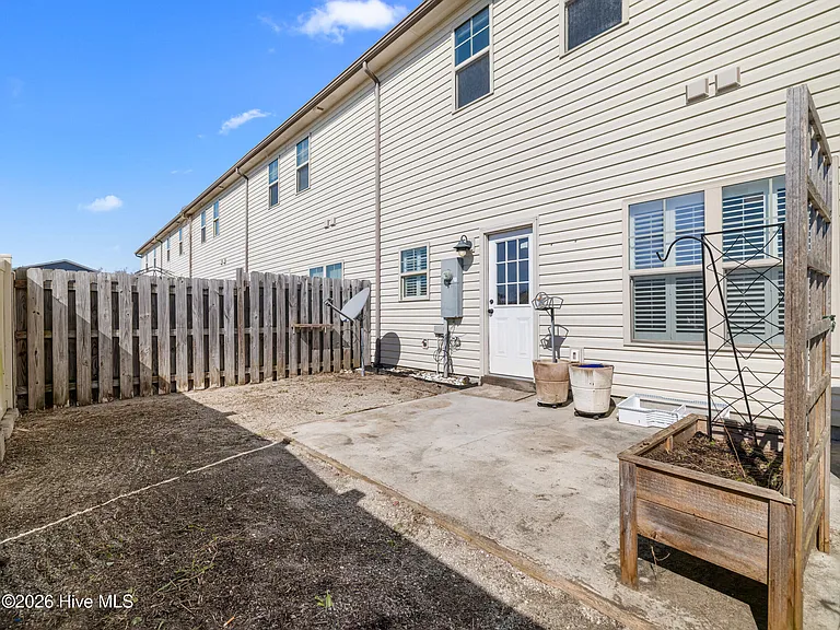 308 Winstead Loop — Photo 43