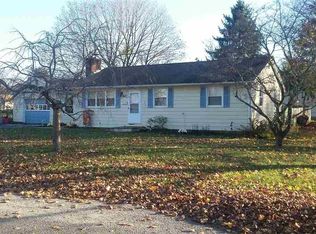 53 Oxford St, Vineland, NJ 08360