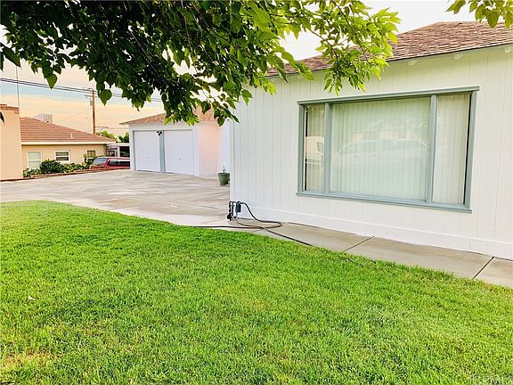 2nd image of 3640 La Hacienda Dr