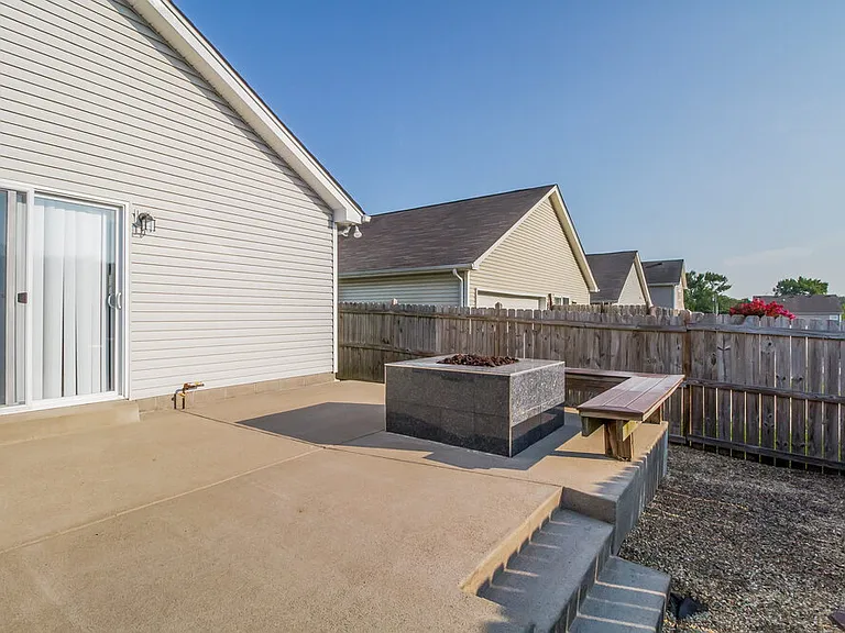 129 Sophie Dr — Photo 19