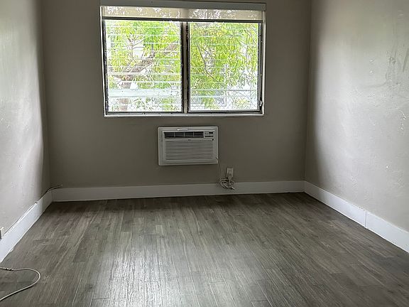 3rd image of 333 84th St APT 6