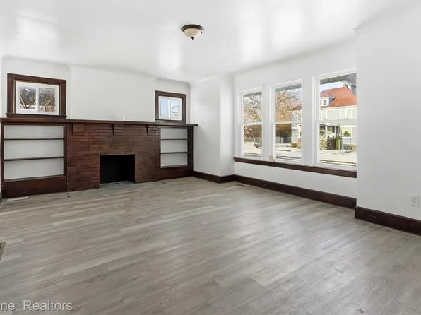 330 Westminster St, Detroit, MI 48202