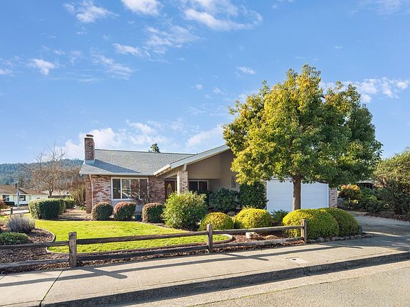 2nd image of 7644 Oak Leaf Drive