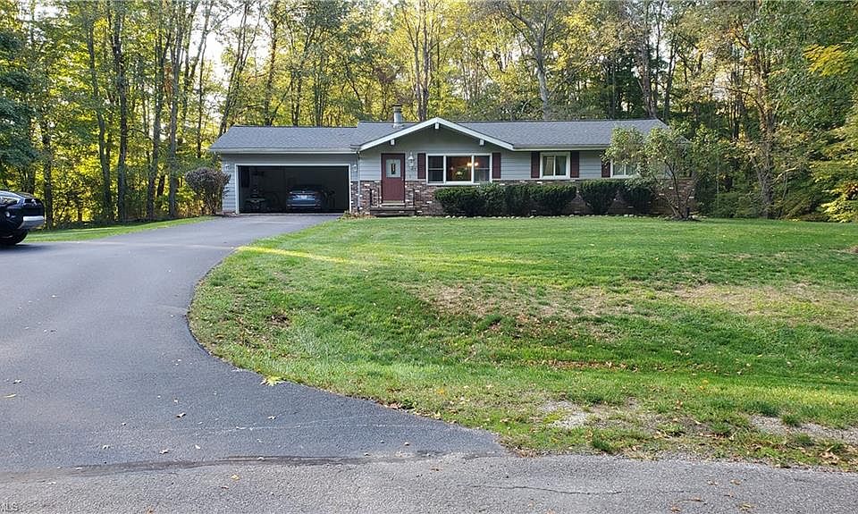 1st image of 377 Druerie Ln