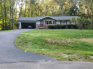 377 Druerie Ln, Medina, OH 44256