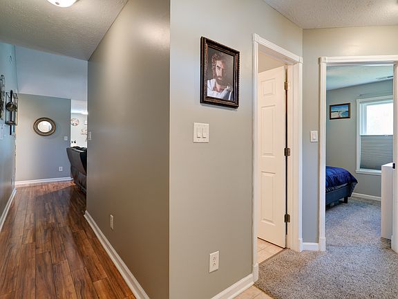 3rd image of 1411 Malone Ct