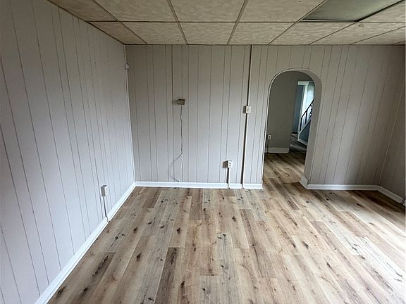 5th image of 147 Auriles St