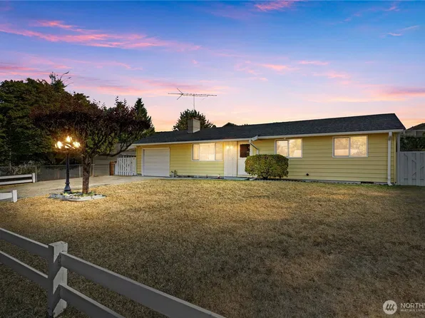 19421 Aurora Drive E, Spanaway, WA 98387