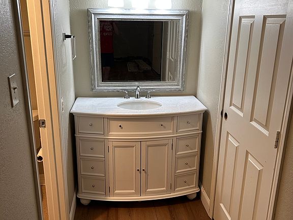3rd image of 7929 Meadow Park Dr #202