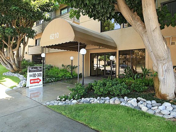 2nd image of 6210 Woodman Ave APT 211