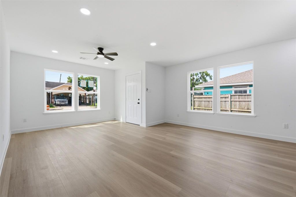2403 Raymond St, Pasadena, TX - View 4