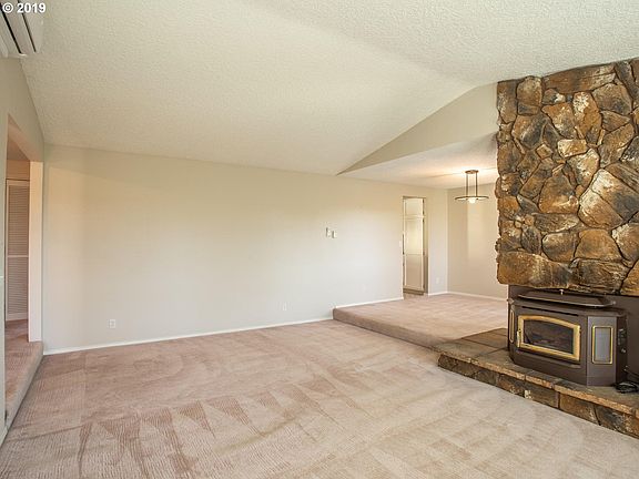 4th image of 10917 NW 30th Ct