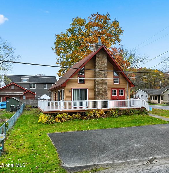 2nd image of 4175 Silver Beach Road