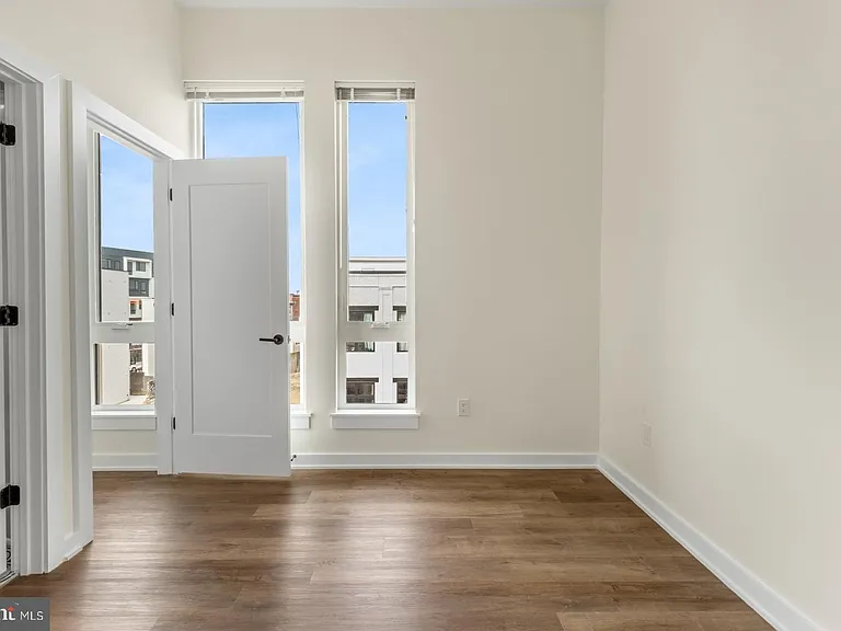2401 Frankford Ave #4B — Photo 23