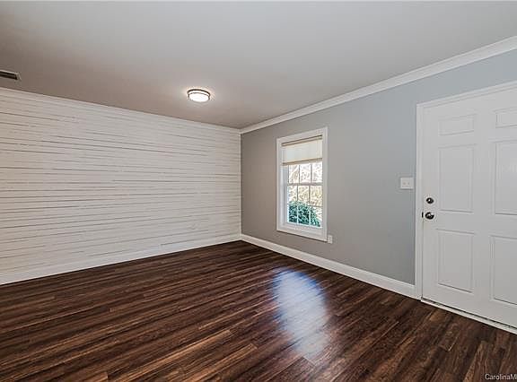 4th image of 9332 Windsong Dr
